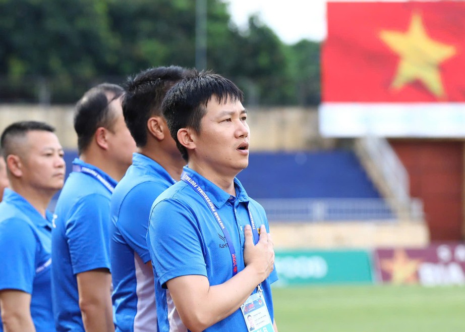 HLV Phan Như Thuật từ chức sau trận thua ngược tại V-League- Ảnh 1.