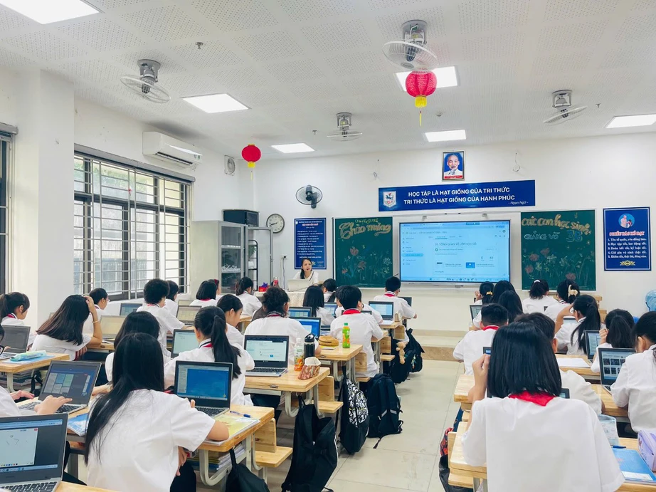 Từ năm 2027, thi tốt nghiệp THPT trên máy tính ở nơi đủ điều kiện- Ảnh 1. Từ năm 2027, thi tốt nghiệp THPT trên máy tính ở nơi đủ điều kiện- Ảnh 1.