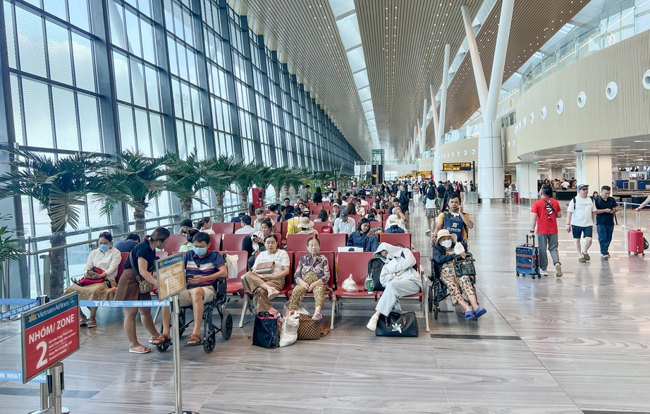 Đề xuất chuyển to&agrave;n bộ chuyến bay quốc tế sang khai th&aacute;c tại Long Th&agrave;nh sau năm 2030- Ảnh 2.