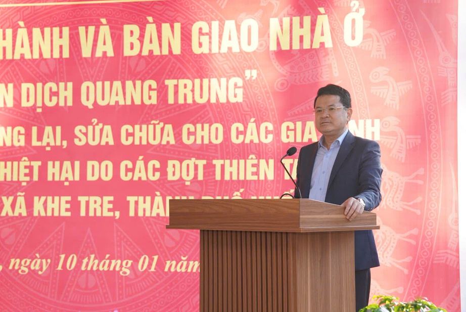 Thần tốc "Chiến dịch Quang Trung": Vượt tiến độ bàn giao nhà cho người dân vùng lũ ở Huế- Ảnh 1. Thần tốc "Chiến dịch Quang Trung": Vượt tiến độ bàn giao nhà cho người dân vùng lũ ở Huế- Ảnh 1.
