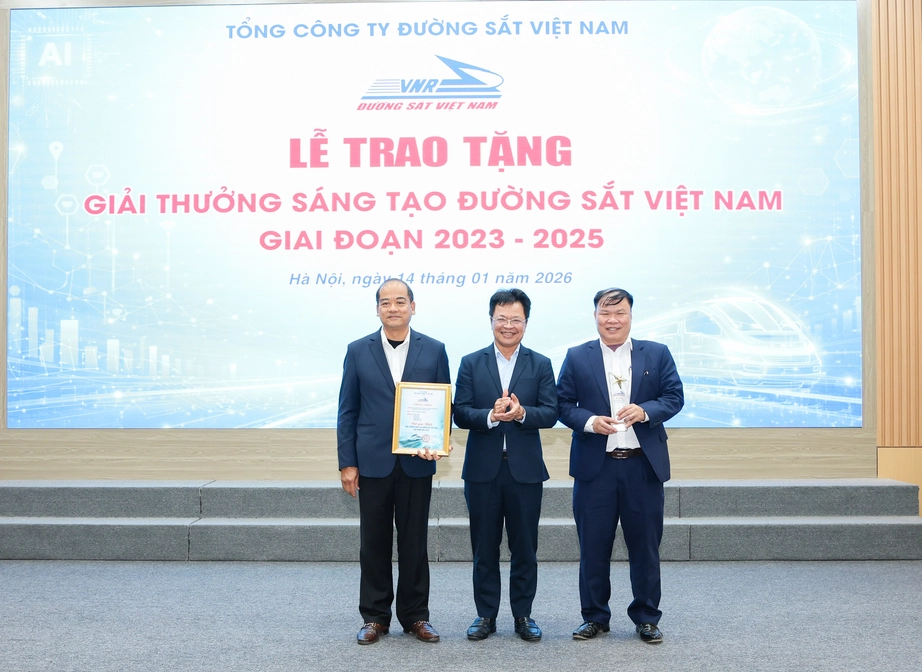 Đổi mới s&aacute;ng tạo, chuyển đổi số lĩnh vực đường sắt thực chất, hiệu quả- Ảnh 3.