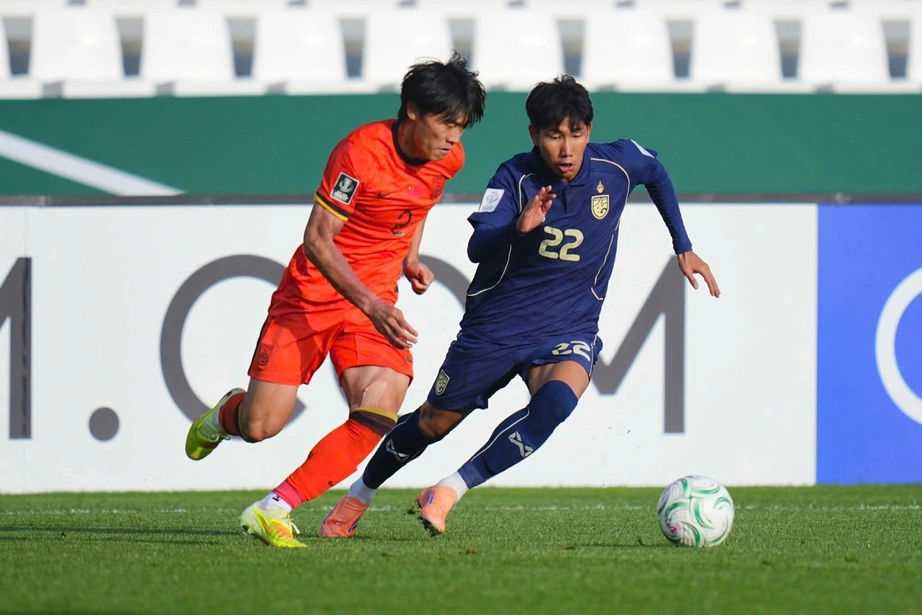 H&ograve;a Trung Quốc, Th&aacute;i Lan dừng ch&acirc;n tại v&ograve;ng chung kết U23 ch&acirc;u &Aacute; 2026- Ảnh 1.