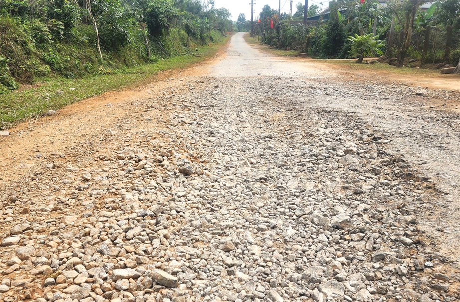 H&agrave; Tĩnh: Tuyến đường kết nối quốc lộ 1A l&ecirc;n cao tốc Bắc - Nam xuống cấp nghi&ecirc;m trọng- Ảnh 3.