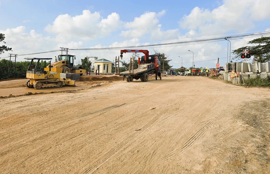 Công trình dịch chuyển, mở rộng đường ngang ở Quảng Trị đang triển khai thế nào?- Ảnh 7. Công trình dịch chuyển, mở rộng đường ngang ở Quảng Trị đang triển khai thế nào?- Ảnh 7.