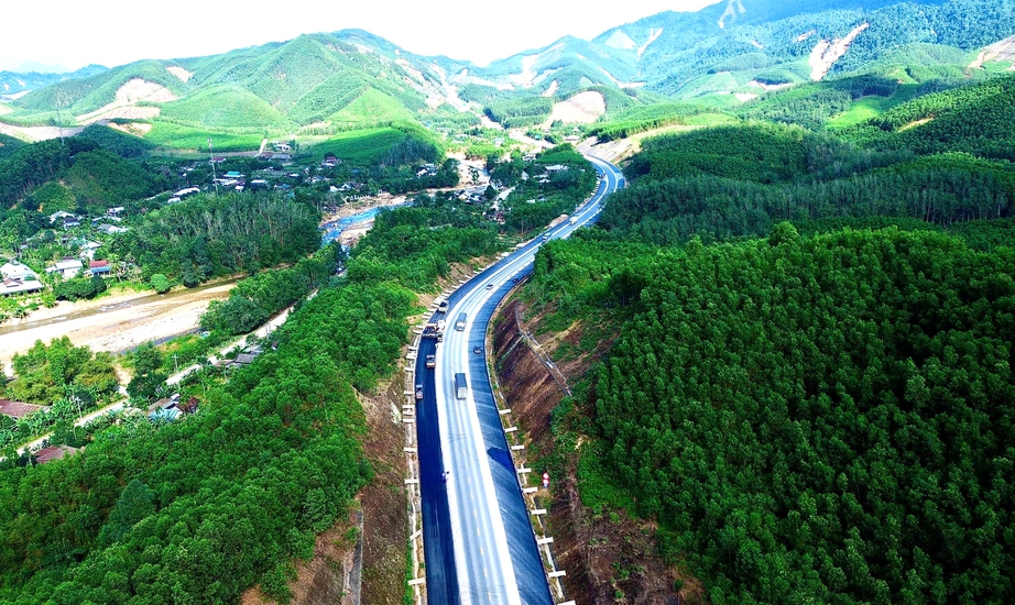 Xin điều chỉnh tổng mức đầu tư cao tốc La Sơn - H&ograve;a Li&ecirc;n l&ecirc;n 3.538 tỷ đồng- Ảnh 8.