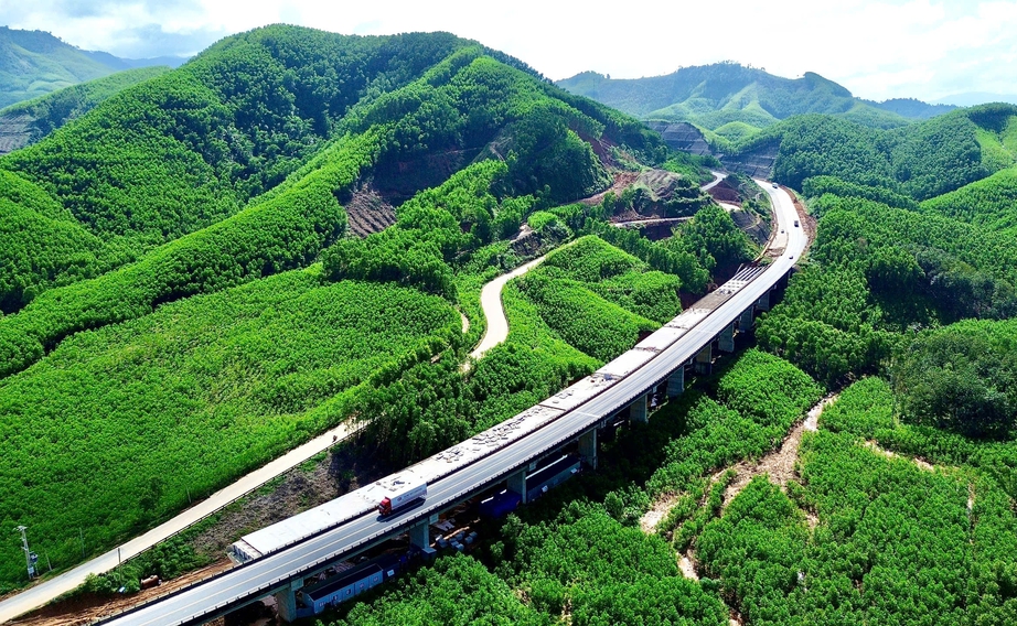 Xin điều chỉnh tổng mức đầu tư cao tốc La Sơn - H&ograve;a Li&ecirc;n l&ecirc;n 3.538 tỷ đồng- Ảnh 10.