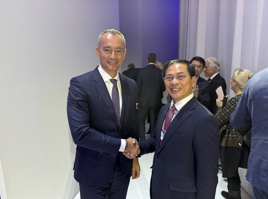 Ph&oacute; Thủ tướng dự Lễ k&yacute; Hiến chương Hội đồng H&ograve;a b&igrave;nh về chấm dứt xung đột tại Dải Gaza- Ảnh 1.