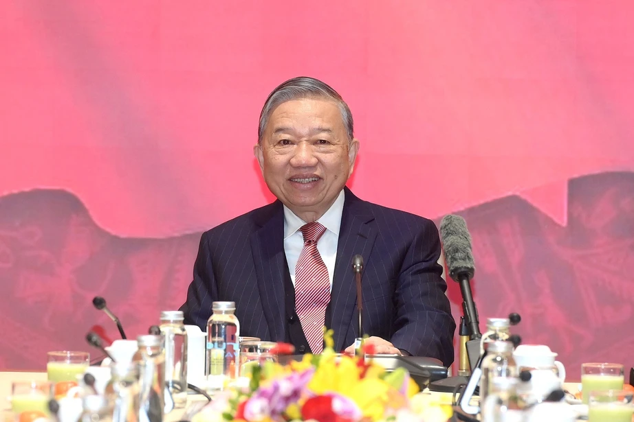 Tổng B&iacute; thư: Phải thể hiện h&igrave;nh ảnh Việt Nam mới, sẵn s&agrave;ng đ&oacute;ng g&oacute;p t&iacute;ch cực với quốc tế- Ảnh 1.