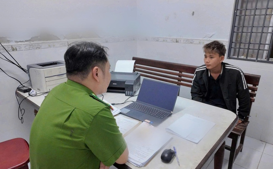 Bắt gã thanh niên về Đà Nẵng thực hiện 12 vụ ăn cắp xe máy- Ảnh 1. Bắt gã thanh niên về Đà Nẵng thực hiện 12 vụ ăn cắp xe máy- Ảnh 1.