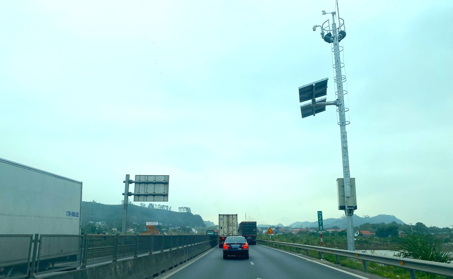 Sẵn s&agrave;ng triển khai thu ph&iacute; cao tốc do Nh&agrave; nước đầu tư- Ảnh 2.