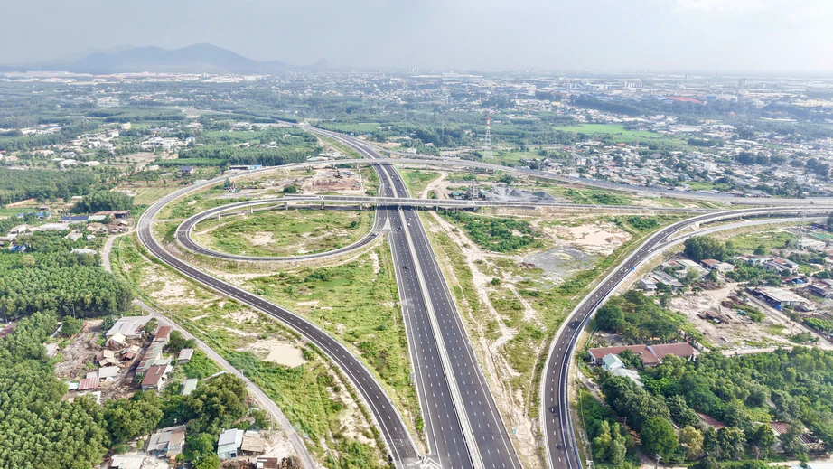 B&Agrave;I 2: S&acirc;n bay Long Th&agrave;nh - điểm hội tụ của mạng lưới giao th&ocirc;ng đa phương thức- Ảnh 3.