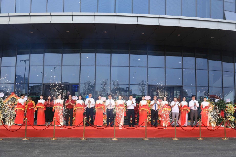 H&agrave; Nội: Ch&iacute;nh thức khai trương Bến xe Y&ecirc;n Sở, tăng kết nối vận tải li&ecirc;n tỉnh- Ảnh 1.