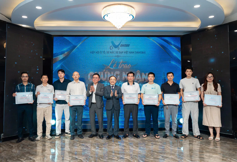 Doanh nghiệp ngành ô tô, xe máy tăng cường kết nối, góp ý chính sách- Ảnh 2.