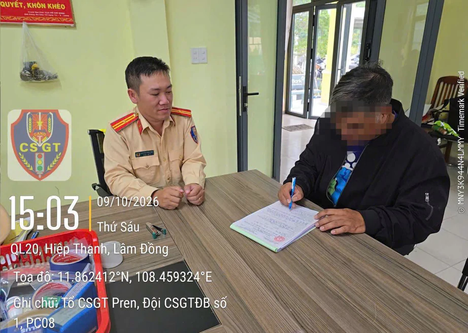 L&acirc;m Đồng: Xử l&yacute; t&agrave;i xế xe tải l&aacute;i qu&aacute; thời gian quy định- Ảnh 1.