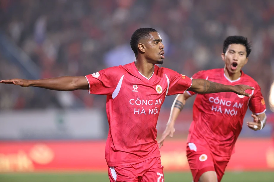 Bảng xếp hạng v&ograve;ng 3 V-League 2026-2027: CLB C&ocirc;ng an H&agrave; Nội dẫn đầu- Ảnh 1.