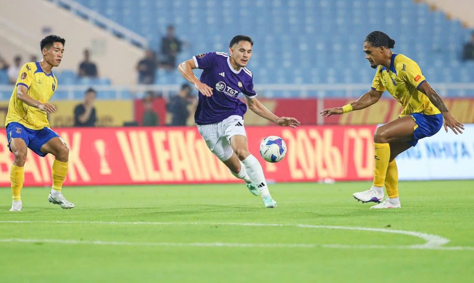 V-League: H&agrave; Nội thắng s&aacute;t n&uacute;t trước Bắc Ninh- Ảnh 2.