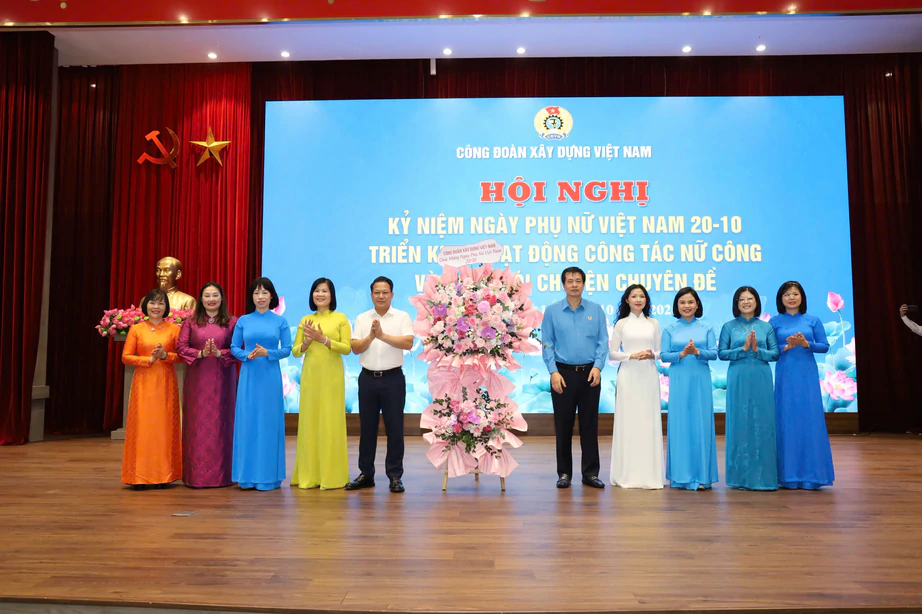 Công đoàn Xây dựng Việt Nam nâng cao chất lượng công tác nữ công, chăm lo lao động nữ- Ảnh 3.