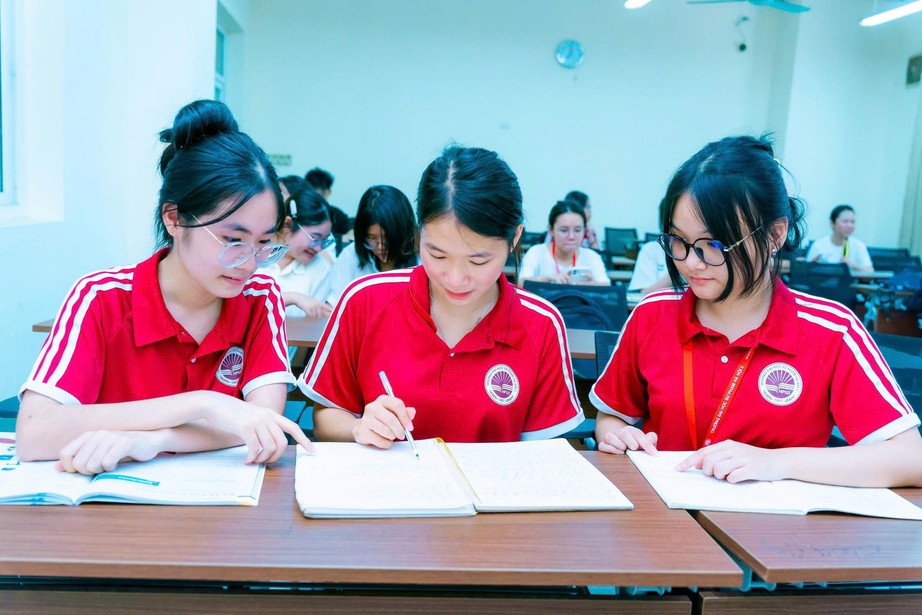 Các trường đại học phải kiểm soát lạm phát điểm số, siết chất lượng đào tạo- Ảnh 1.