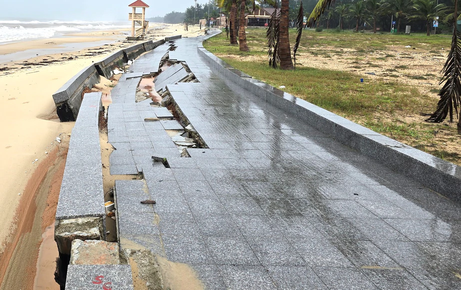 Quảng Trị: Hơn 18 tỷ đồng khắc phục sạt lở tại bãi tắm cộng đồng Trung Giang- Ảnh 1.