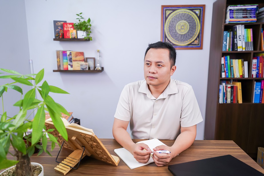 Từ vụ nam sinh đánh cô giáo: Trách nhiệm của gia đình, nhà trường- Ảnh 2.
