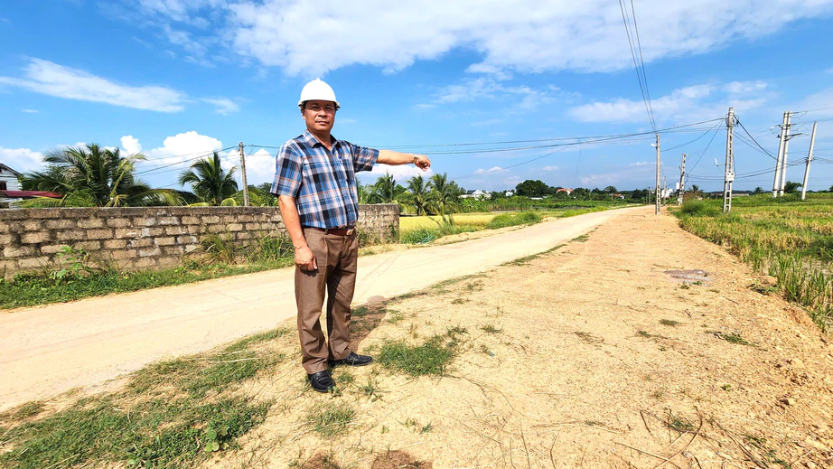 Người d&acirc;n hiến hơn 15.000m&sup2; đất, g&oacute;p h&agrave;ng tỷ đồng l&agrave;m đường ở Bắc Ninh- Ảnh 5.