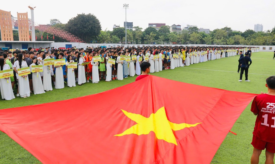 Khai mạc Giải bóng đá học sinh THPT Hà Nội với kỷ lục 130 đội bóng tham dự- Ảnh 10.