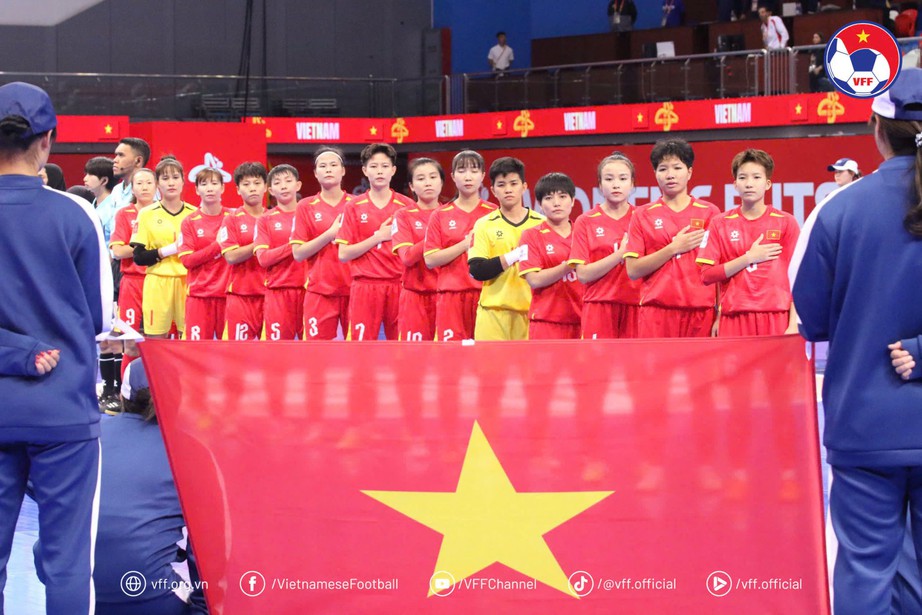 Đội tuyển futsal nữ Việt Nam đấu New Zealand trước giải châu Á- Ảnh 1.
