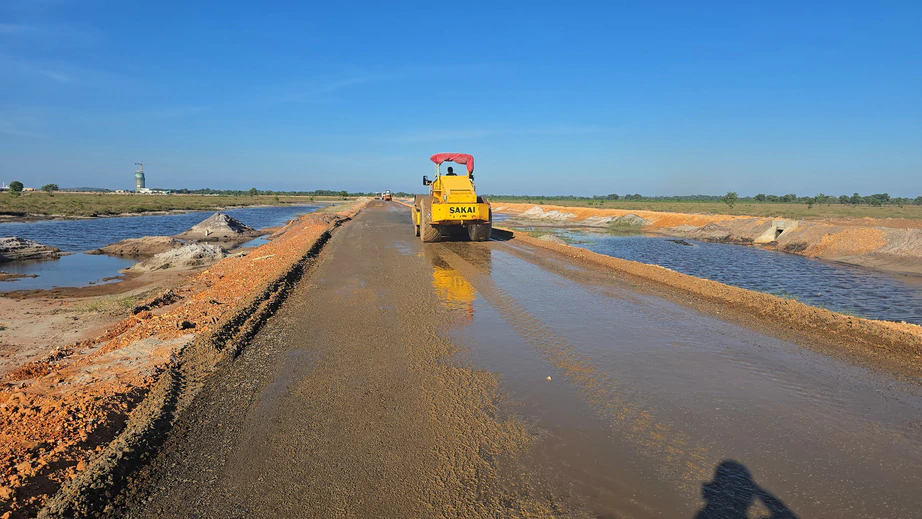 Quảng Trị: 540 tỷ đồng xây dựng tuyến đường kết nối cảng hàng không với QL1 và QL9D- Ảnh 3.