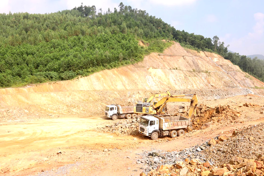 Phú Thọ đặt mục tiêu đến năm 2030 hoàn thiện 111km cao tốc, 450km đường tỉnh- Ảnh 1.