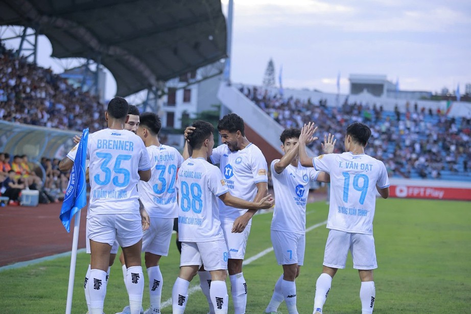 Dự đo&aacute;n tỷ số Nam Định vs Thể C&ocirc;ng Viettel (18h ng&agrave;y 31/10), v&ograve;ng 6 V-League 2026-2027- Ảnh 1.