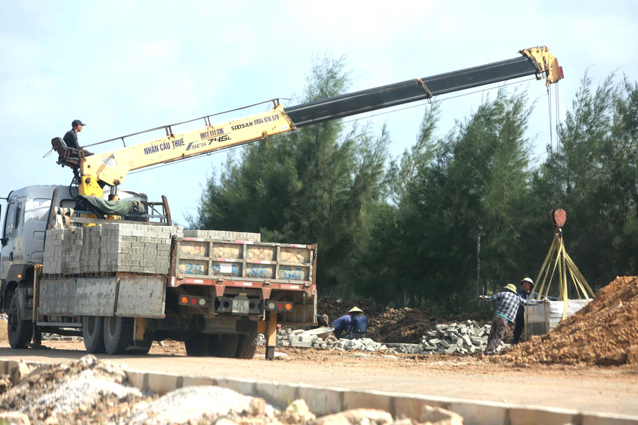 Thanh Hóa: Gỡ nút thắt vật liệu, kiểm soát giá, thúc giải ngân vốn đầu tư công- Ảnh 9.