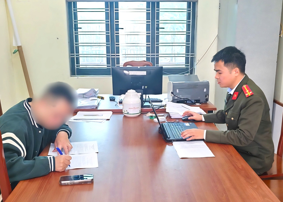 Ninh B&igrave;nh: Xử l&yacute; trường hợp b&igrave;nh luận x&uacute;c phạm c&aacute;n bộ CSGT hy sinh khi l&agrave;m nhiệm vụ- Ảnh 1.