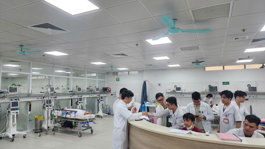 50% ca cấp cứu tại BV Hữu nghị Việt Đức li&ecirc;n quan TNGT, rượu bia- Ảnh 3.