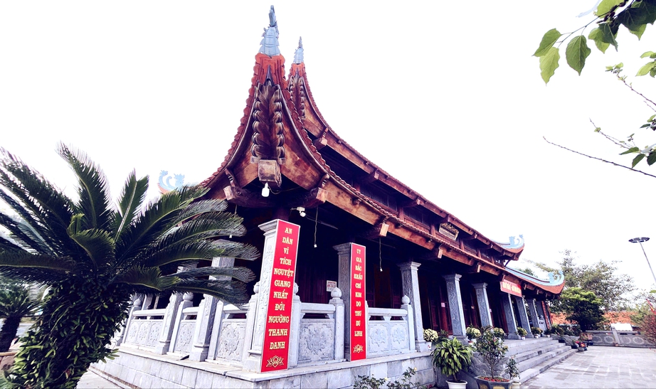 Đầu xuân thăm đền thờ Lý Thường Kiệt bên dòng sông Cầu lịch sử- Ảnh 15. Đầu xuân thăm đền thờ Lý Thường Kiệt bên dòng sông Cầu lịch sử- Ảnh 15.