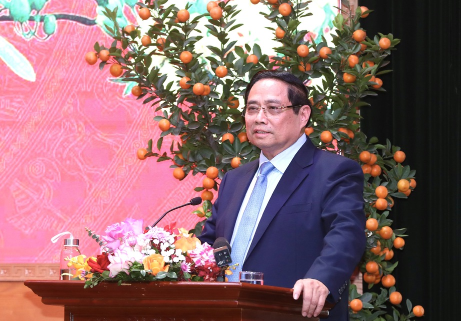 Thủ tướng Phạm Minh Ch&iacute;nh thăm, ch&uacute;c Tết v&agrave; l&agrave;m việc với Bộ Văn h&oacute;a, Thể thao v&agrave; Du lịch- Ảnh 2.