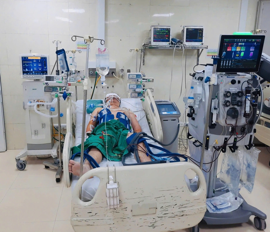 Đau thắt ngực lại tưởng trào ngược dạ dày, người đàn ông nguy kịch- Ảnh 1. Đau thắt ngực lại tưởng trào ngược dạ dày, người đàn ông nguy kịch- Ảnh 1.