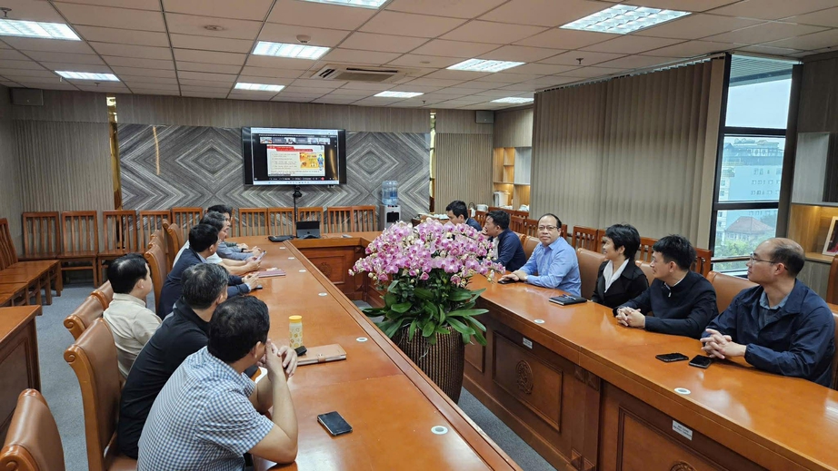 Tổng B&iacute; thư T&ocirc; L&acirc;m dự Hội nghị qu&aacute;n triệt, triển khai Nghị quyết 79, 80 của Bộ Ch&iacute;nh trị- Ảnh 6.