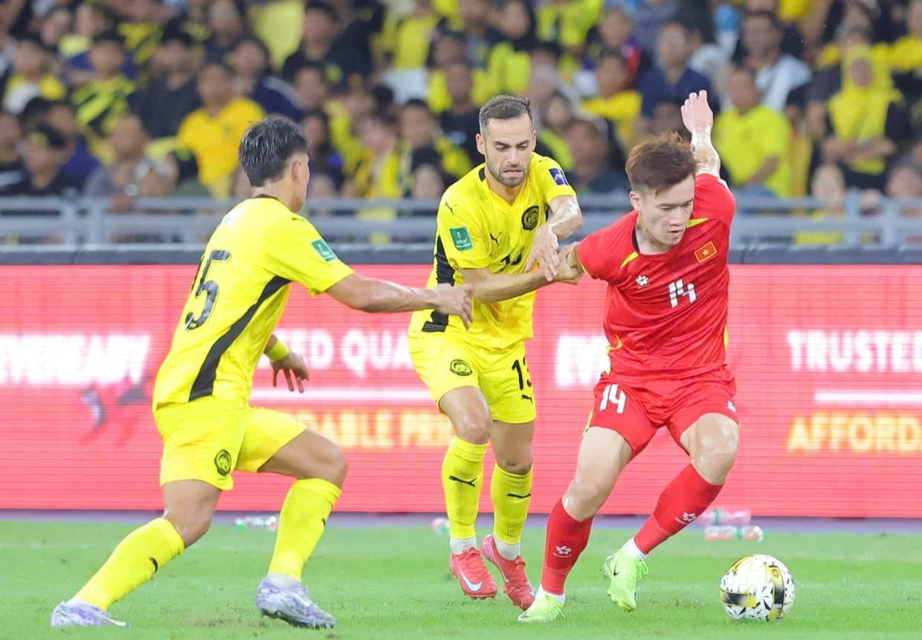 V&igrave; sao CAS l&ugrave;i thời hạn quyết định vụ Malaysia sử dụng 7 cầu thủ nhập tịch sai quy định?- Ảnh 2.