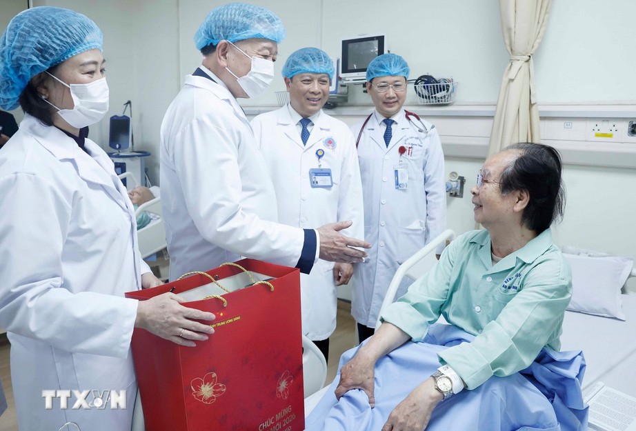 Ph&aacute;t biểu của Tổng B&iacute; thư T&ocirc; L&acirc;m nh&acirc;n dịp thăm, ch&uacute;c mừng Bệnh viện Hữu Nghị- Ảnh 2.