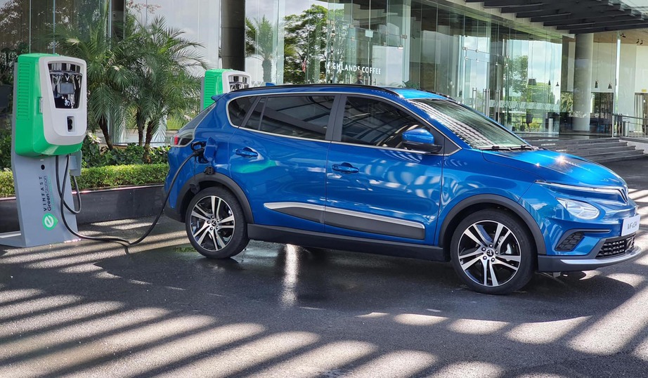 H&agrave; Nội: Đến 2030, to&agrave;n bộ taxi chuyển sang xe điện- Ảnh 1.