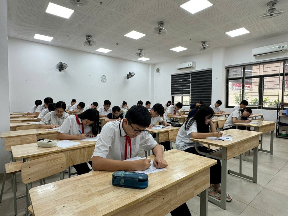 H&agrave; Nội c&oacute; 2.627 học sinh đoạt giải kỳ thi học sinh giỏi lớp 9- Ảnh 1.