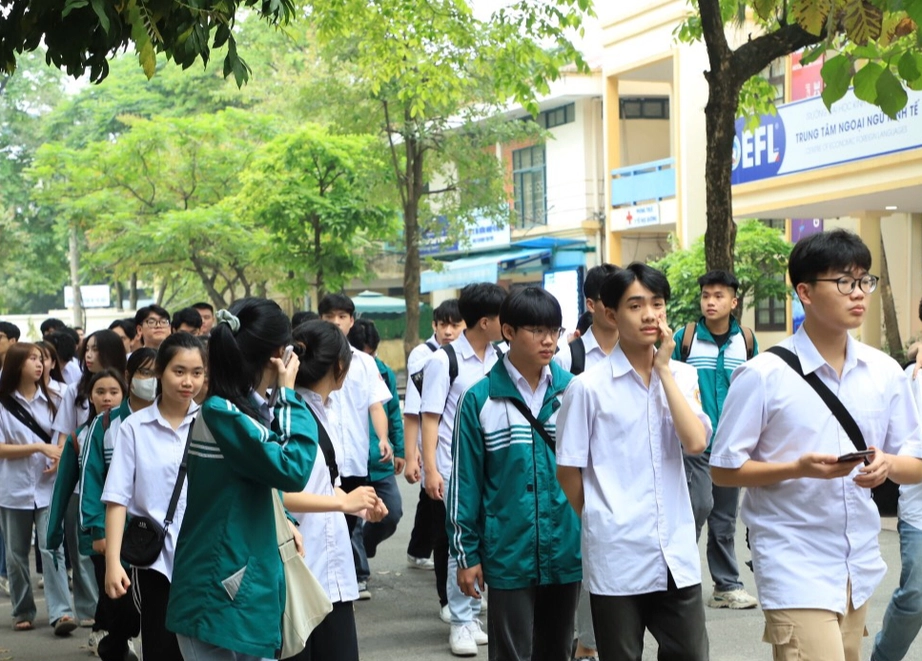 H&agrave; Nội th&ecirc;m 6 trường, giảm &aacute;p lực v&agrave;o lớp 10- Ảnh 1.