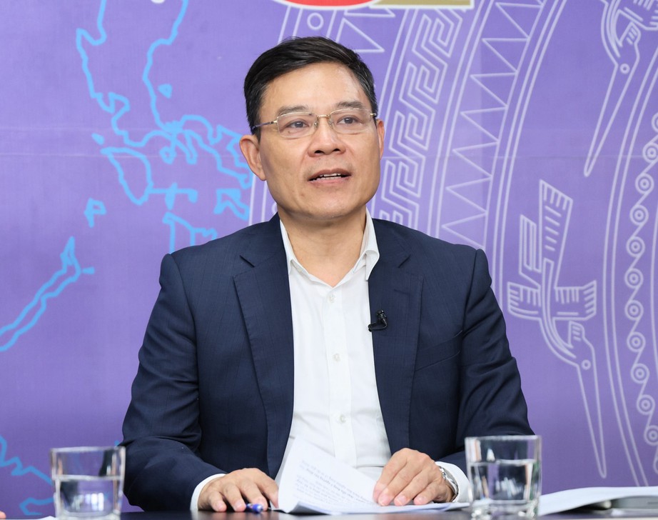 Luật Thủ đô (sửa đổi): Mở không gian thể chế để Hà Nội bứt phá phát triển- Ảnh 2. Luật Thủ đô (sửa đổi): Mở không gian thể chế để Hà Nội bứt phá phát triển- Ảnh 2.