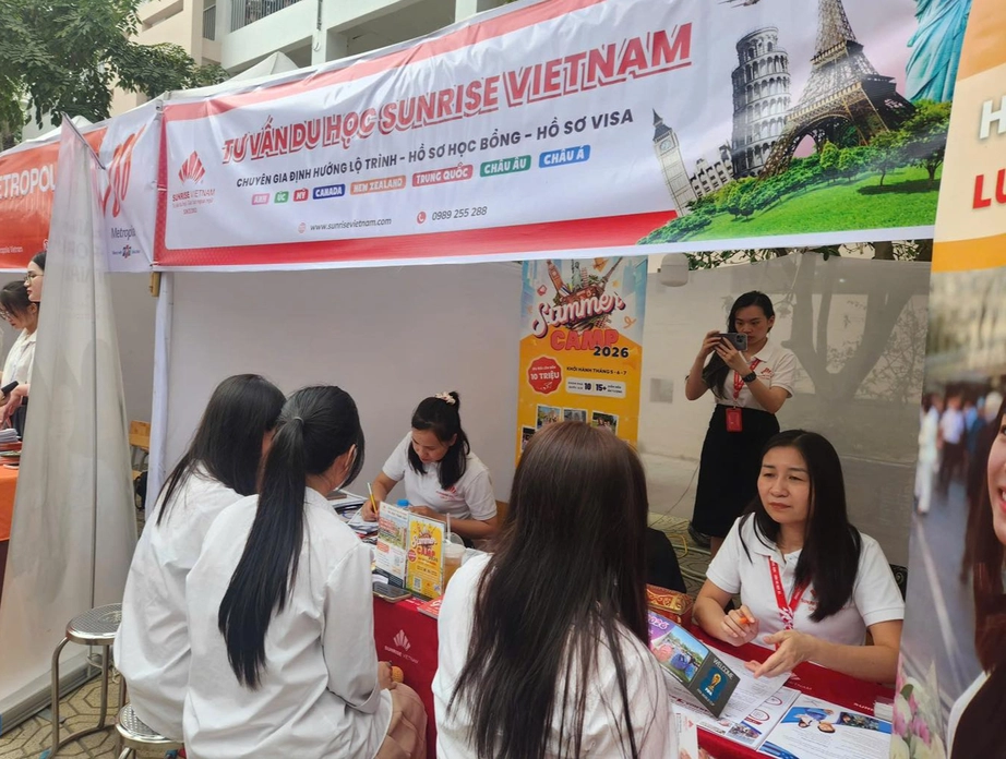 Bộ Gi&aacute;o dục v&agrave; Đ&agrave;o tạo ban h&agrave;nh Th&ocirc;ng tư 16 về hướng nghiệp, ph&acirc;n luồng học sinh- Ảnh 1.