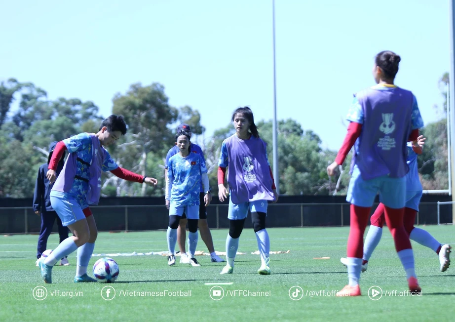 Đội tuyển nữ Việt Nam tranh v&eacute; dự World Cup dưới thời tiết 38 độ- Ảnh 1.