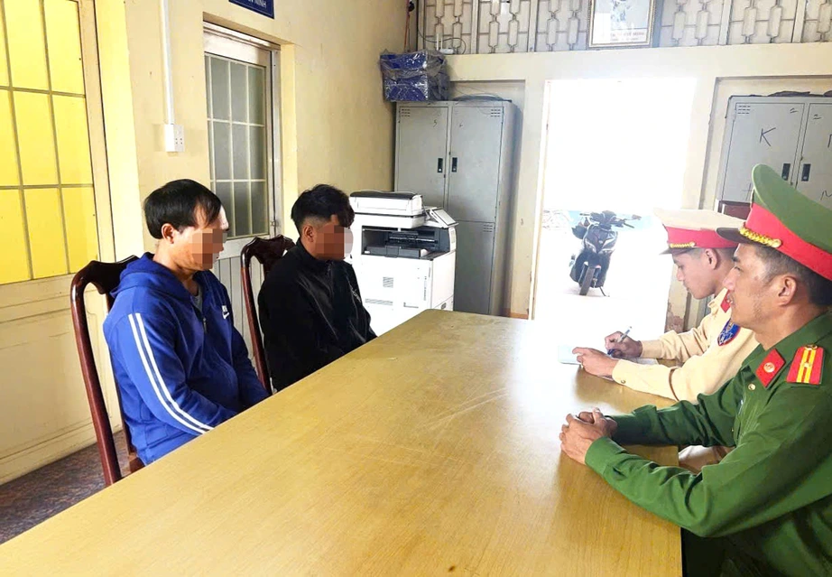 Đắk Lắk: Xử l&yacute; nam thanh ni&ecirc;n chạy xe &ldquo;bốc đầu&rdquo;, đăng clip c&acirc;u view tr&ecirc;n mạng x&atilde; hội- Ảnh 1.