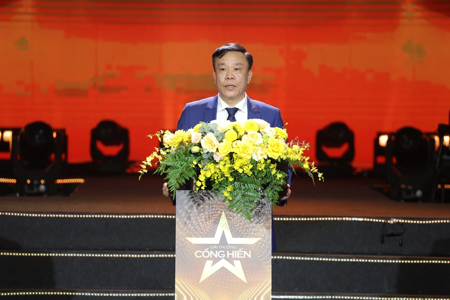 Đội tuyển U22 Việt Nam, Trịnh Thu Vinh v&agrave; Đ&igrave;nh Bắc được vinh danh tại Cống hiến 2026- Ảnh 1.