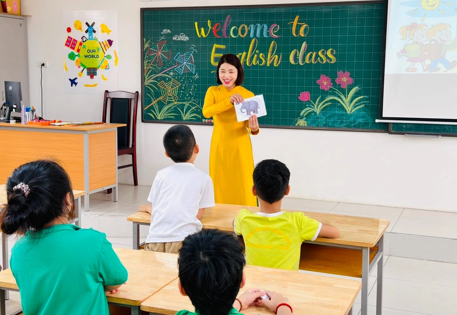 Ban h&agrave;nh khung năng lực ngoại ngữ mới theo chuẩn quốc tế- Ảnh 1.