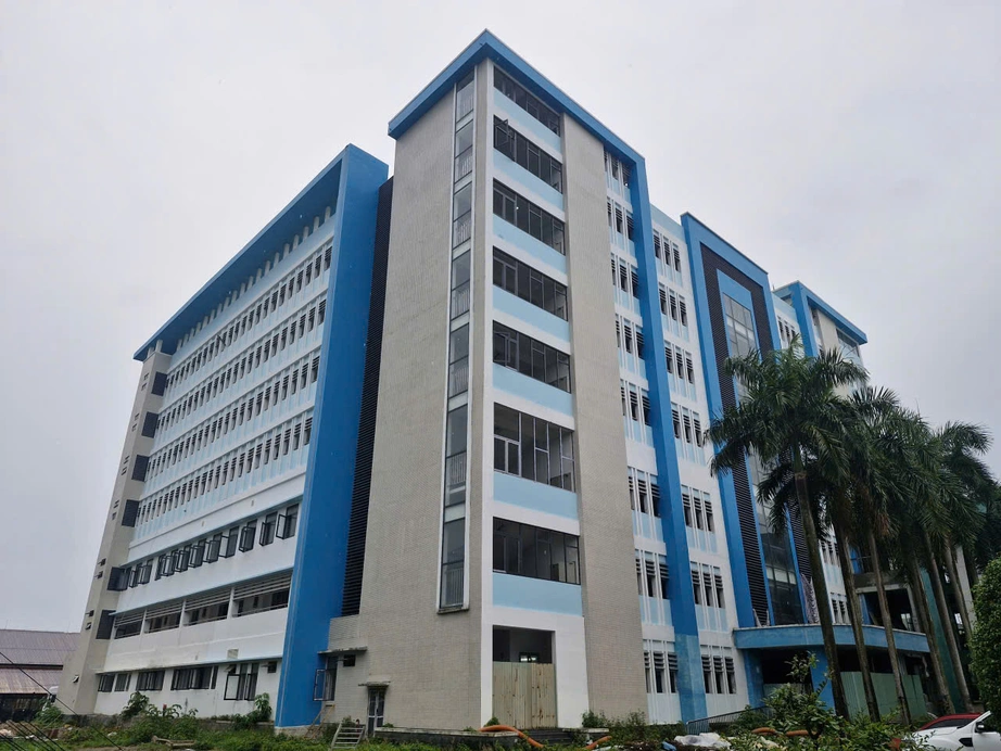 Khu điều trị gần 180 tỷ đồng làm xong 3 năm chưasử dụng, Chủ tịch Đà Nẵng chỉ đạo khẩn- Ảnh 2. Khu điều trị gần 180 tỷ đồng làm xong 3 năm chưasử dụng, Chủ tịch Đà Nẵng chỉ đạo khẩn- Ảnh 2.