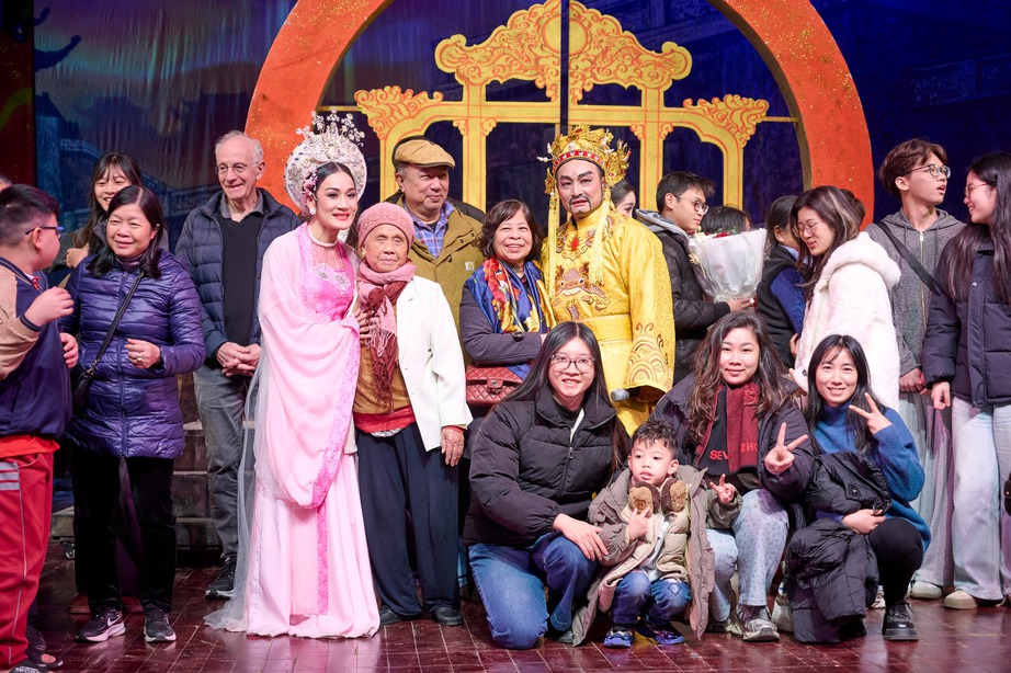 NSND Lê Tuấn Cường: Nghị quyết 80 là cú hích để nghệ sĩ được sáng tạo, ghi nhận xứng đáng- Ảnh 3. NSND Lê Tuấn Cường: Nghị quyết 80 là cú hích để nghệ sĩ được sáng tạo, ghi nhận xứng đáng- Ảnh 3.